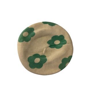 UO Classic Women’s Wool Knit Beret Hat Ivory Floral Print